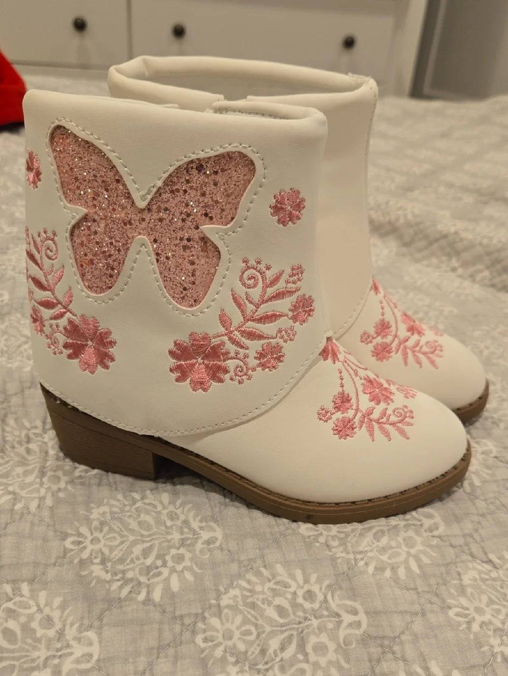 PAWZ White Kids Boots with Pink Glitter Butterfly